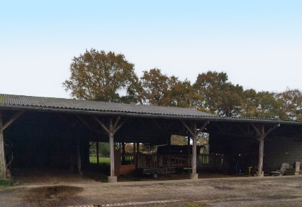 Photo de l'annonce : Places d'hivernage dans hangar fermé sur 3 côtés