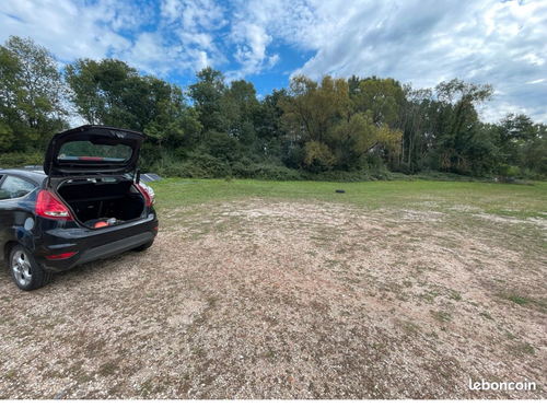 Photo de l'annonce : Places d'hivernage en espace plein air sécurisé