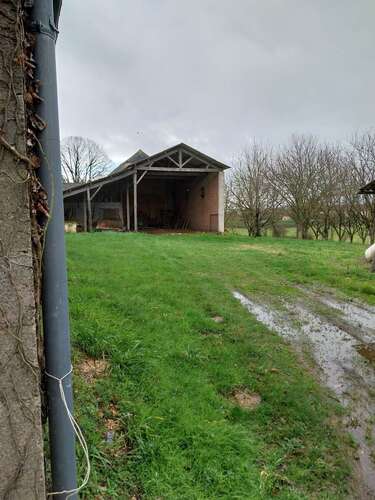 Photo de l'annonce : Place d'hivernage dans hangar ouvert