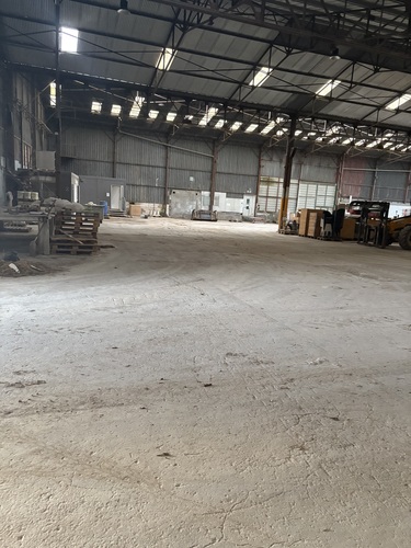 Photo de l'annonce : Places d'hivernage dans hangar fermé sécurisé