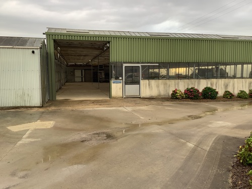 Photo de l'annonce : Places d'hivernage dans hangar fermé sécurisé