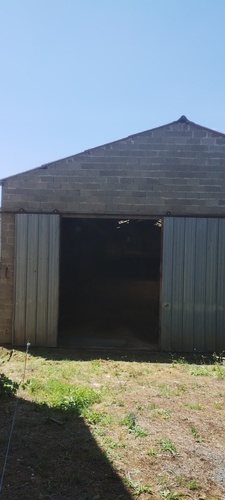 Photo de l'annonce : Places d'hivernage dans hangar fermé sécurisé