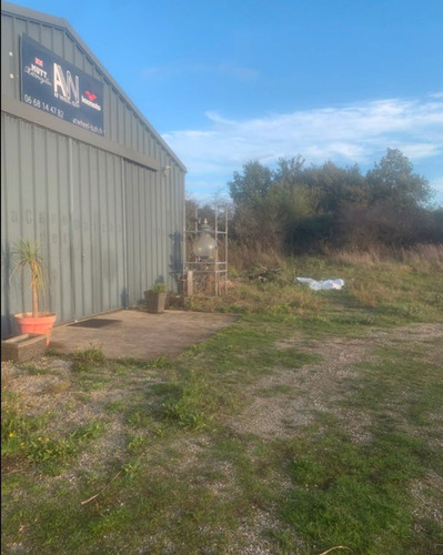 Photo de l'annonce : Place d'hivernage dans hangar fermé + places en exterieur