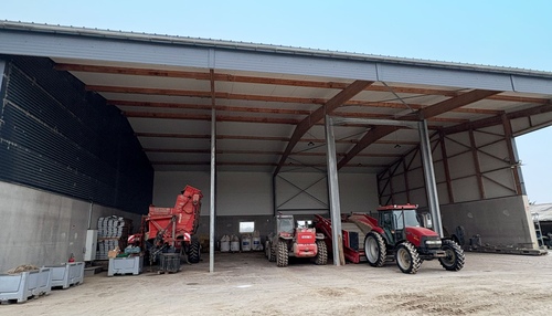 Photo de l'annonce : Places d'hivernage dans hangar couvert sécurisé