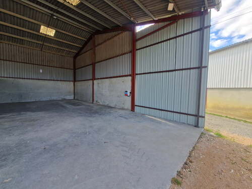 Photo de l'annonce : Places d'hivernage dans hangar couvert sécurisé