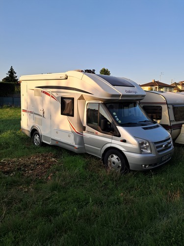 Photo de l'annonce : Places d'hivernage en espace plein air sécurisé