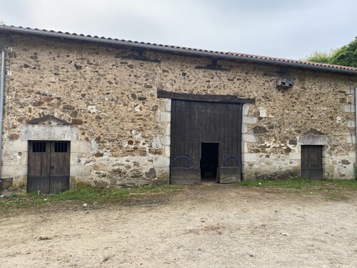 Photo de l'annonce : Grange A louer pour Stockage