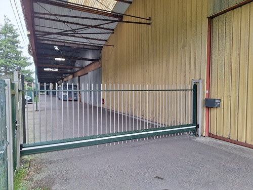 Photo de l'annonce : Parking Caravaning en intérieur dans bâtiment fermé sécurisé