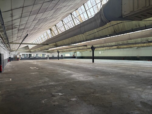 Photo de l'annonce : Hivernage sécurisé, tout véhicule, proche Lyon, accès autonome