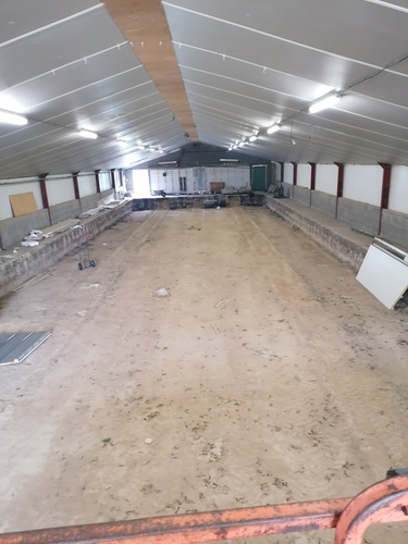 Photo de l'annonce : Places d'hivernage en intérieur dans bâtiment fermé sécurisé