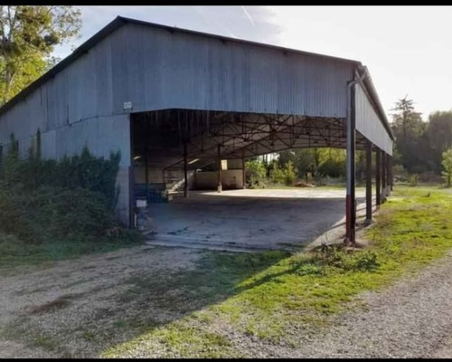 Photo de l'annonce : Places d'hivernage dans hangar couvert sécurisé
