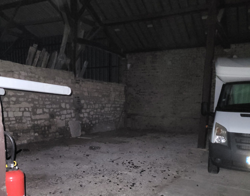 Photo de l'annonce : Espace privatif de stockage de 25m2 pour matériel ou véhicule