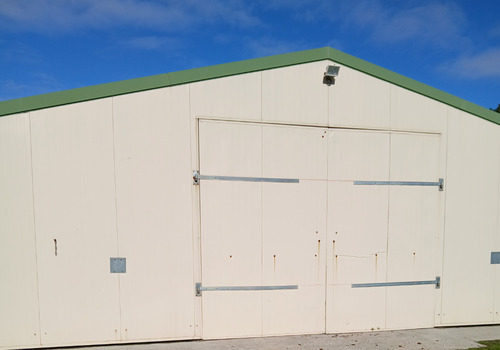 Photo de l'annonce : Places d'hivernage en intérieur dans bâtiment fermé sécurisé