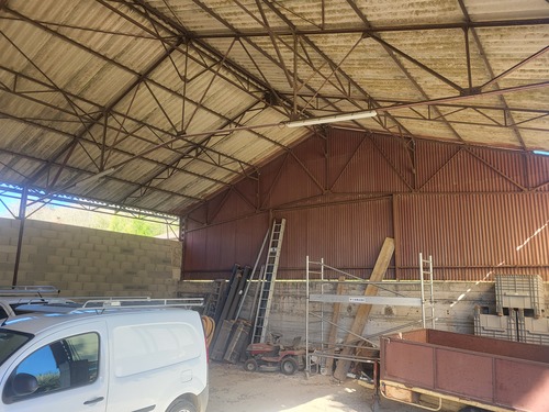 Photo de l'annonce : Places d'hivernage dans hangar couvert sécurisé