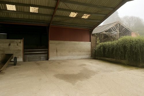 Photo de l'annonce : Places d'hivernage dans hangar couvert