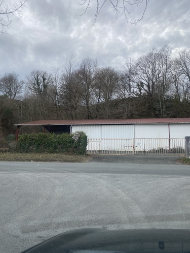 Photo de l'annonce : Espace en plein air non couvert pour le stockage de véhicules