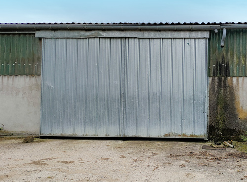 Photo de l'annonce : Places d'hivernage dans hangar fermé