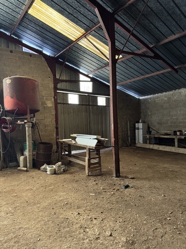 Photo de l'annonce : Places d'hivernage en intérieur dans bâtiment fermé sécurisé