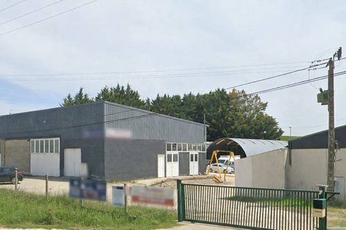 Photo de l'annonce : Places d'hivernage dans hangar fermé sécurisé