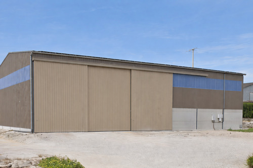 Photo de l'annonce : Places d'hivernage pour véhicule de loisirs