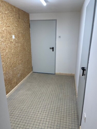 Photo de l'annonce : 1 Box de stockage fermé de 7,5m2 avec accès autonome