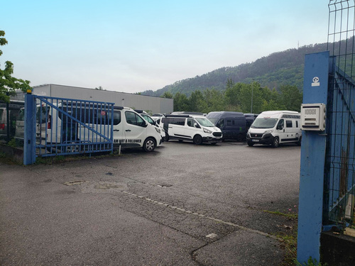 Photo de l'annonce : Places d'hivernage sur terrain plein air sécurisé