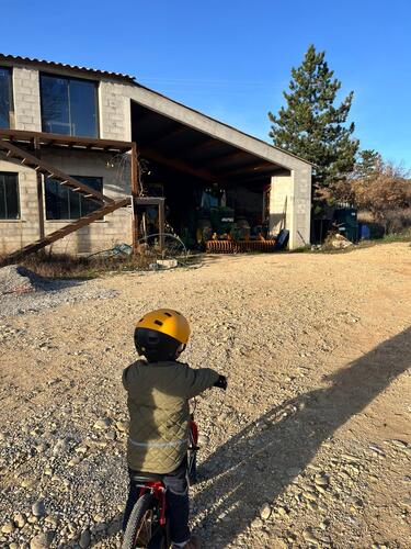 Photo de l'annonce : Places d'hivernage sur terrain plein air sécurisé