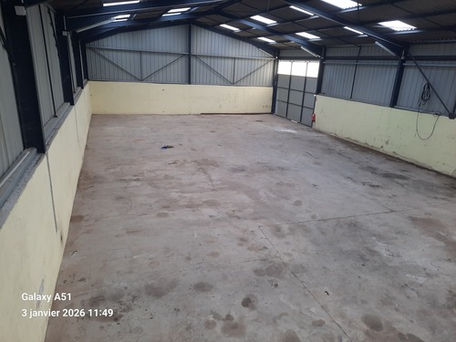 Photo de l'annonce : Places d'hivernage en intérieur dans bâtiment fermé sécurisé