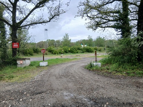 Photo de l'annonce : Places d'hivernage sur terrain plein air sécurisé