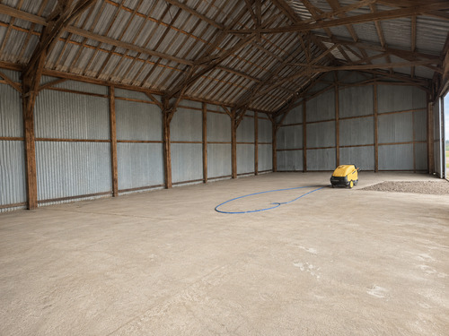 Photo de l'annonce : Places d'hivernage en intérieur dans bâtiment fermé sécurisé