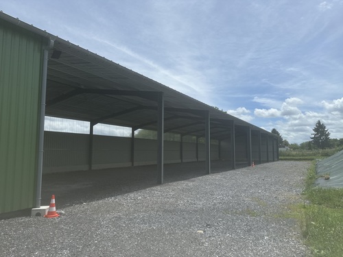 Photo de l'annonce : Places d'hivernage dans hangar couvert sécurisé