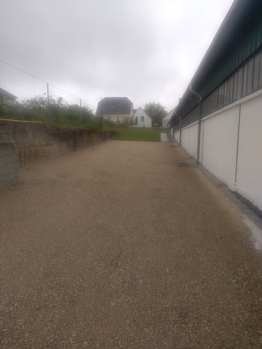 Photo de l'annonce : Places de gardiennage sur terrain plein air sécurisé