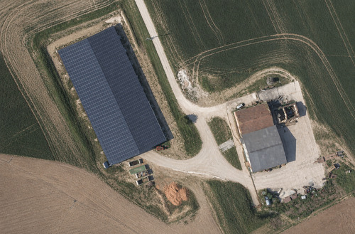 Photo de l'annonce : Places d'hivernage dans hangar couvert sécurisé