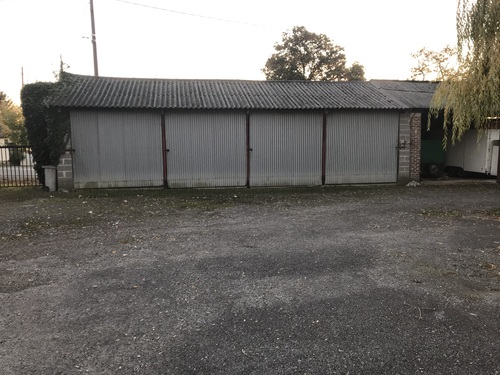 Photo de l'annonce : Places d'hivernage dans hangar couvert sécurisé