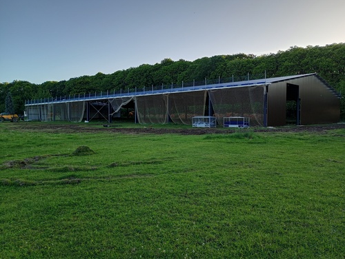 Photo de l'annonce : Places d'hivernage dans hangar couvert sécurisé