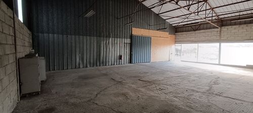 Photo de l'annonce : Places d'hivernage en intérieur dans bâtiment fermé sécurisé