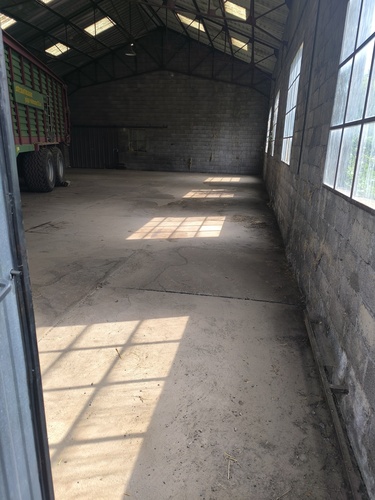 Photo de l'annonce : Places d'hivernage  ou stockage en intérieur dans bâtiment fermé