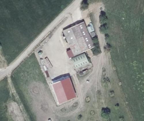 Photo de l'annonce : Places d'hivernage sous appentis bétonné