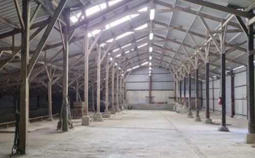 Photo de l'annonce : Espace intérieur avec sol en béton