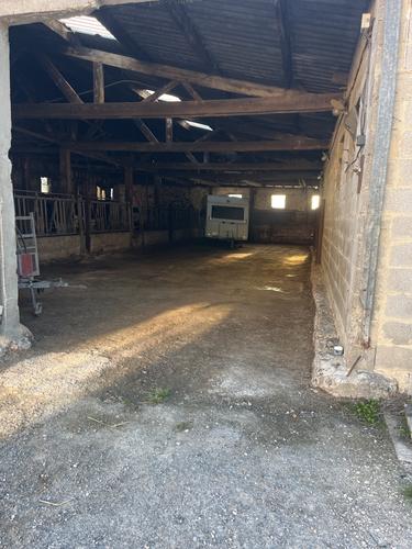 Photo de l'annonce : Places d'hivernage dans hangar fermé