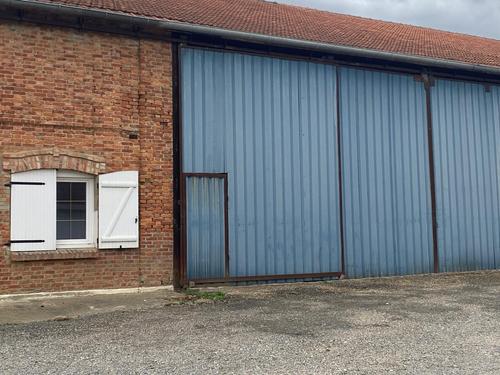 Photo de l'annonce : Espace intérieur avec sol en béton