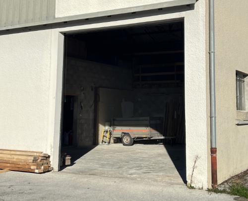 Photo de l'annonce : Espace intérieur avec sol en béton